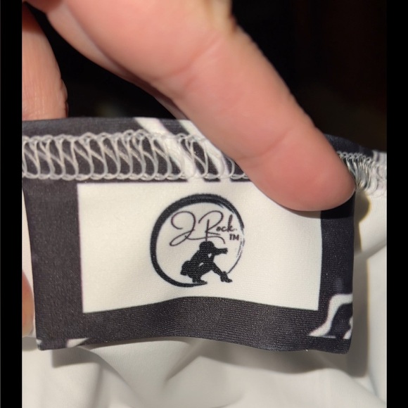 SIMON SAYS This FRIDAY Cohost SHOW. FAB jewelry, bags, clothes. Hot Giveaways. - Picture 9 of 13